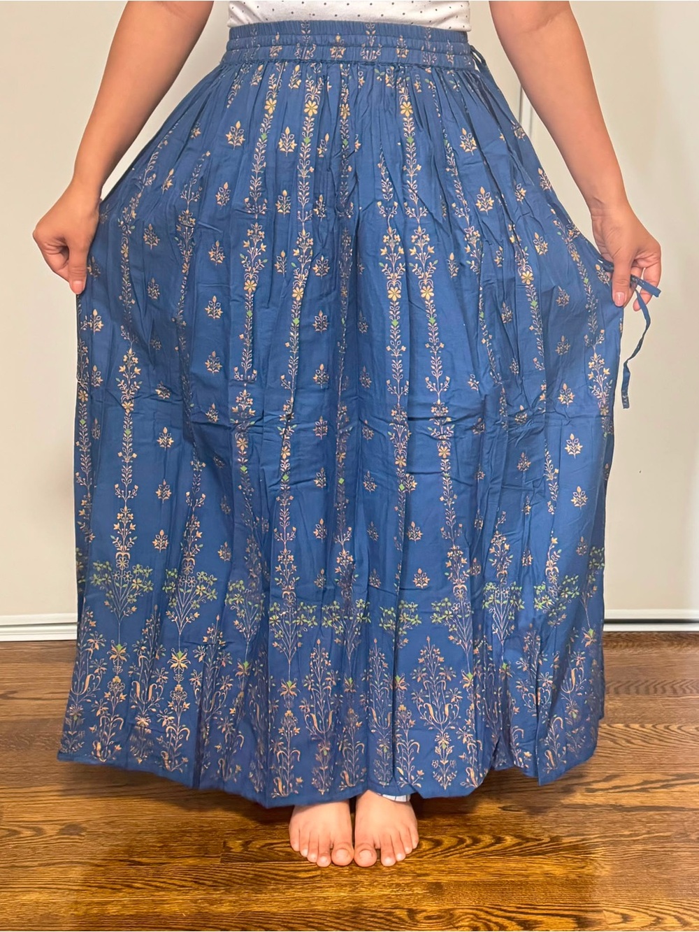 Bohemian Blue Floral Maxi Skirt with Elastic Waist
